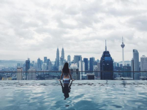 KLCC Inifinity Pool - The Regalia Residences & Suites by KL minsu